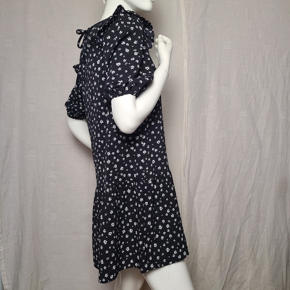 H&M Divided Women's Black White Ditsy Floral Ruffle Sleeve Summer Mini Dress - Picture 6 of 16